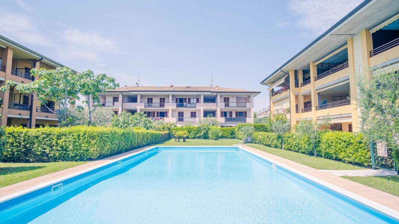 Colombare Suite - Italian Homing Sirmione Eksteriør billede